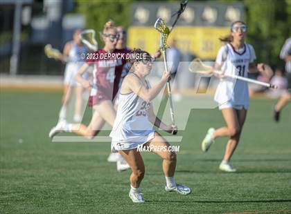 Thumbnail 3 in Garden City vs. Mepham (Class B Semifinal) photogallery.