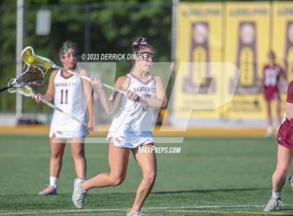 Thumbnail 2 in Garden City vs. Mepham (Class B Semifinal) photogallery.