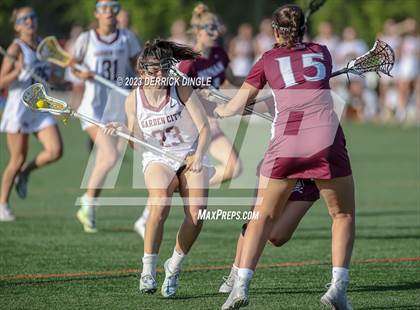 Thumbnail 3 in Garden City vs. Mepham (Class B Semifinal) photogallery.