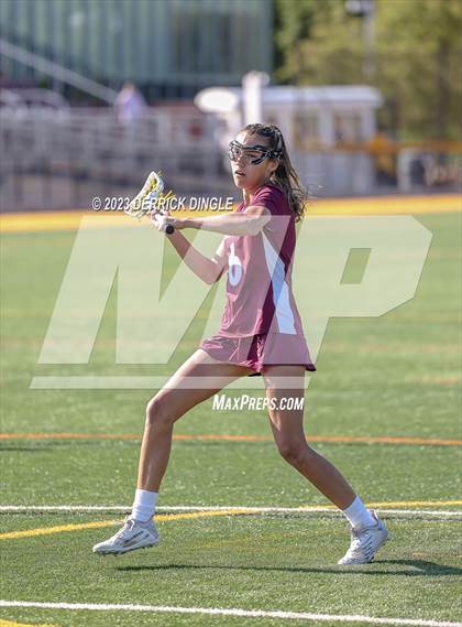 Thumbnail 2 in Garden City vs. Mepham (Class B Semifinal) photogallery.