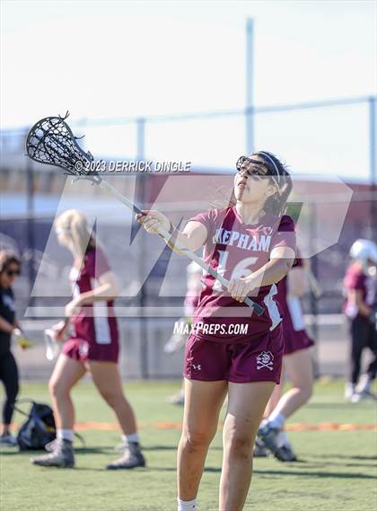 Thumbnail 2 in Garden City vs. Mepham (Class B Semifinal) photogallery.
