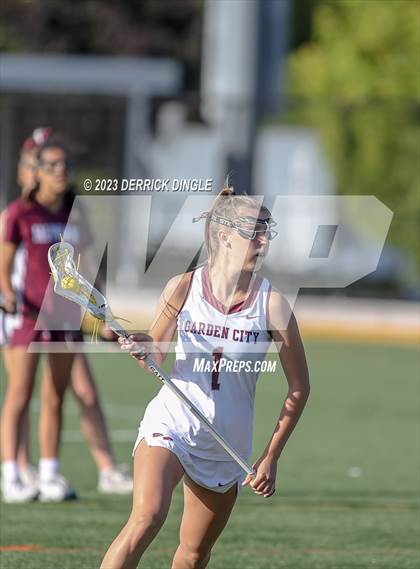Thumbnail 2 in Garden City vs. Mepham (Class B Semifinal) photogallery.