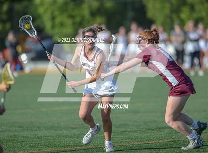 Thumbnail 3 in Garden City vs. Mepham (Class B Semifinal) photogallery.