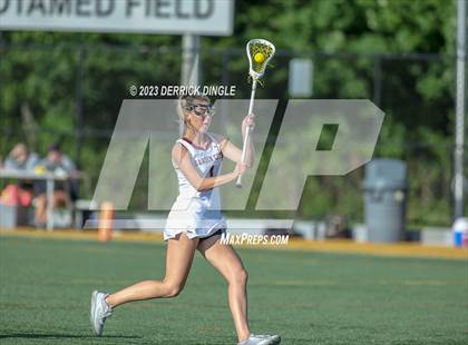 Thumbnail 3 in Garden City vs. Mepham (Class B Semifinal) photogallery.
