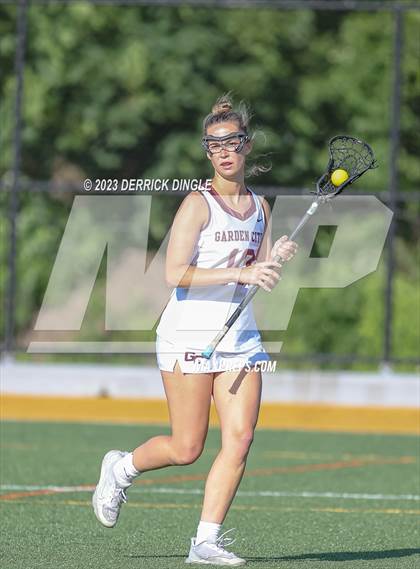 Thumbnail 1 in Garden City vs. Mepham (Class B Semifinal) photogallery.
