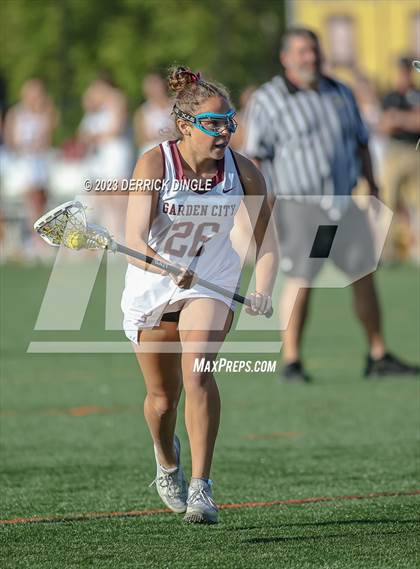 Thumbnail 1 in Garden City vs. Mepham (Class B Semifinal) photogallery.