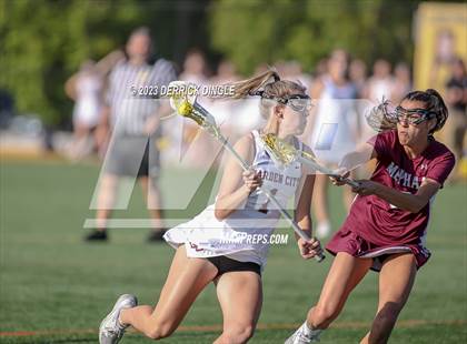 Thumbnail 1 in Garden City vs. Mepham (Class B Semifinal) photogallery.