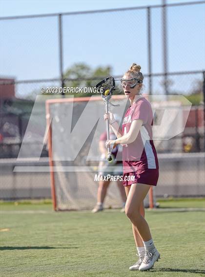 Thumbnail 2 in Garden City vs. Mepham (Class B Semifinal) photogallery.