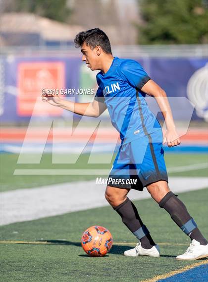 Thumbnail 3 in Rocklin vs. River Valley (Rocklin Invitational) photogallery.