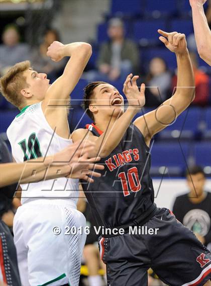 Thumbnail 3 in King's vs. Kentwood photogallery.