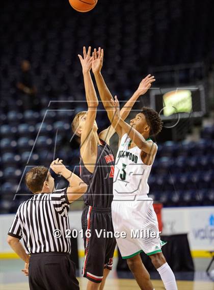 Thumbnail 2 in King's vs. Kentwood photogallery.