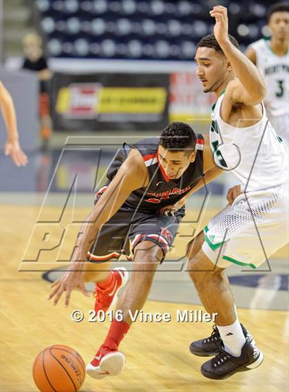 Thumbnail 3 in King's vs. Kentwood photogallery.