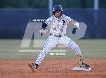 Thumbnail 2 in Durant vs. Newsome (FHSAA 7A District 6 Semifinal) photogallery.