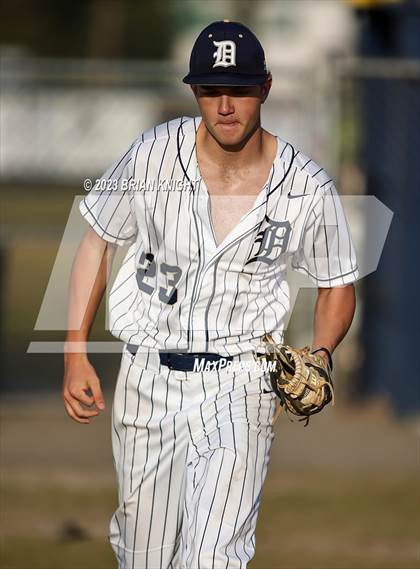 Thumbnail 1 in Durant vs. Newsome (FHSAA 7A District 6 Semifinal) photogallery.