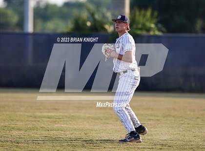 Thumbnail 2 in Durant vs. Newsome (FHSAA 7A District 6 Semifinal) photogallery.