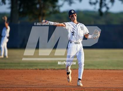Thumbnail 1 in Durant vs. Newsome (FHSAA 7A District 6 Semifinal) photogallery.