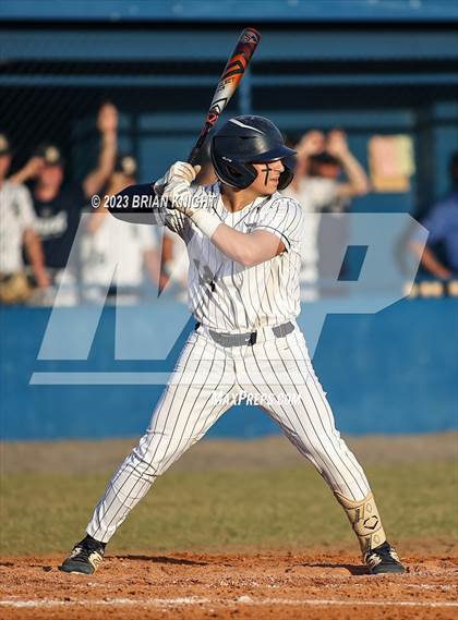 Thumbnail 2 in Durant vs. Newsome (FHSAA 7A District 6 Semifinal) photogallery.