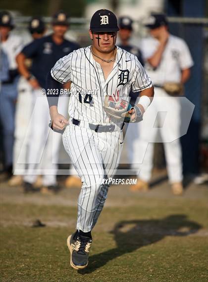 Thumbnail 1 in Durant vs. Newsome (FHSAA 7A District 6 Semifinal) photogallery.