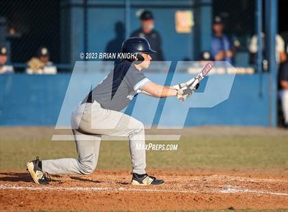 Thumbnail 3 in Durant vs. Newsome (FHSAA 7A District 6 Semifinal) photogallery.