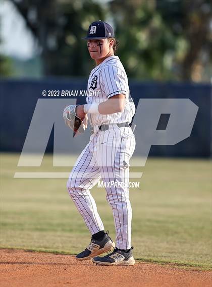 Thumbnail 3 in Durant vs. Newsome (FHSAA 7A District 6 Semifinal) photogallery.