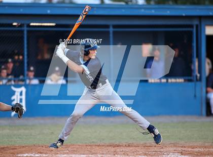 Thumbnail 3 in Durant vs. Newsome (FHSAA 7A District 6 Semifinal) photogallery.