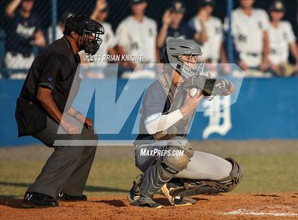 Thumbnail 2 in Durant vs. Newsome (FHSAA 7A District 6 Semifinal) photogallery.
