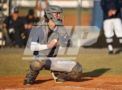 Thumbnail 2 in Durant vs. Newsome (FHSAA 7A District 6 Semifinal) photogallery.