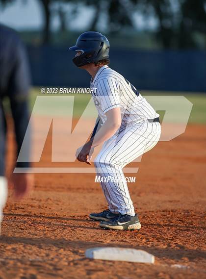 Thumbnail 1 in Durant vs. Newsome (FHSAA 7A District 6 Semifinal) photogallery.