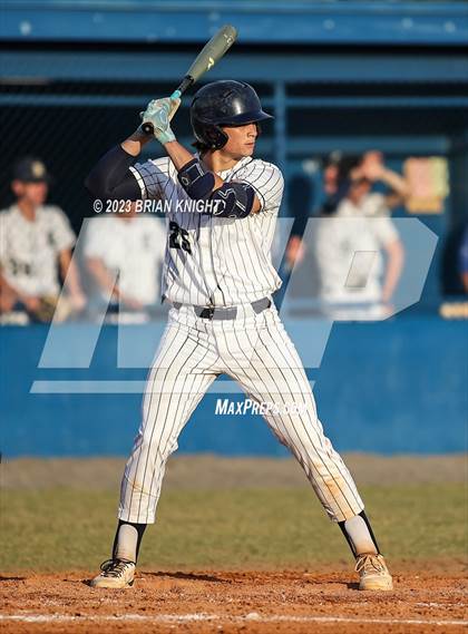 Thumbnail 1 in Durant vs. Newsome (FHSAA 7A District 6 Semifinal) photogallery.