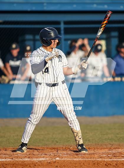 Thumbnail 2 in Durant vs. Newsome (FHSAA 7A District 6 Semifinal) photogallery.