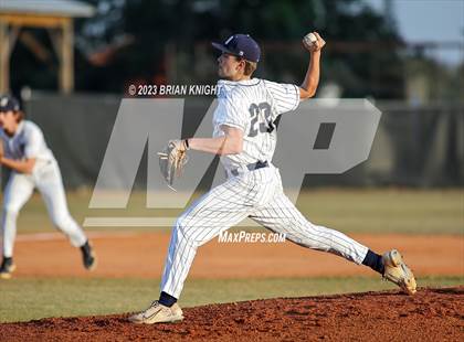 Thumbnail 1 in Durant vs. Newsome (FHSAA 7A District 6 Semifinal) photogallery.