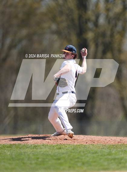 Thumbnail 3 in Bishop Grimes vs East Syracuse-Minoa photogallery.