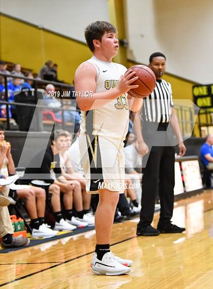 Thumbnail 1 in Van Alstyne vs Quanah (Fantasy of Lights tournament) photogallery.