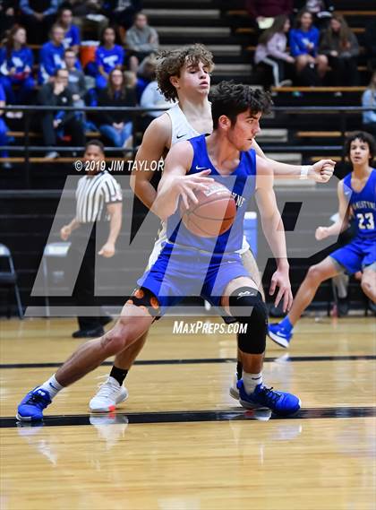 Thumbnail 3 in Van Alstyne vs Quanah (Fantasy of Lights tournament) photogallery.