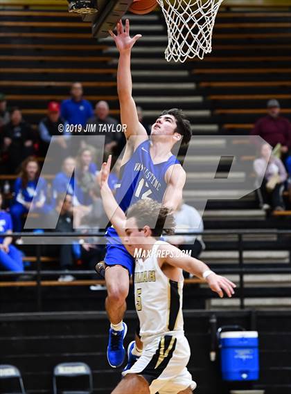 Thumbnail 1 in Van Alstyne vs Quanah (Fantasy of Lights tournament) photogallery.