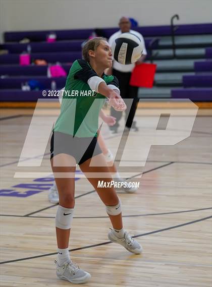 Thumbnail 2 in Penn vs Yorktown (Brownsburg Invite) photogallery.