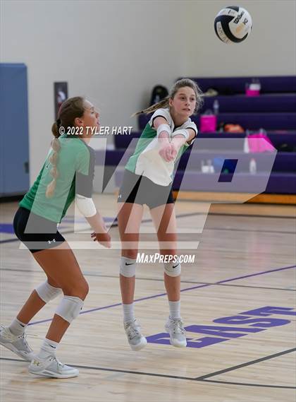 Thumbnail 2 in Penn vs Yorktown (Brownsburg Invite) photogallery.