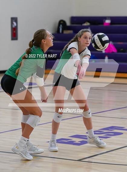 Thumbnail 3 in Penn vs Yorktown (Brownsburg Invite) photogallery.