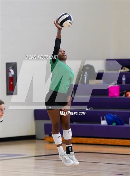 Thumbnail 3 in Penn vs Yorktown (Brownsburg Invite) photogallery.