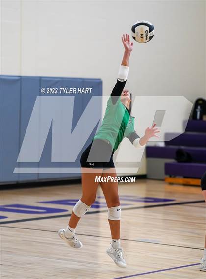 Thumbnail 3 in Penn vs Yorktown (Brownsburg Invite) photogallery.