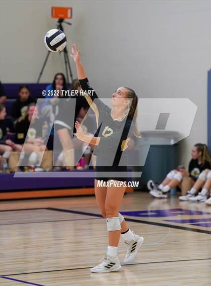 Thumbnail 2 in Penn vs Yorktown (Brownsburg Invite) photogallery.