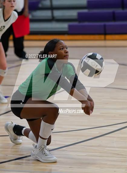 Thumbnail 1 in Penn vs Yorktown (Brownsburg Invite) photogallery.