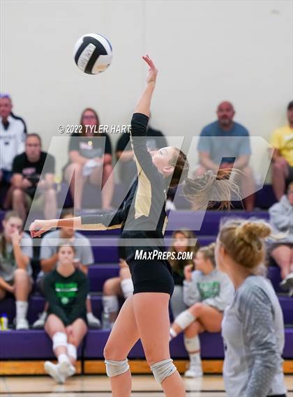 Thumbnail 1 in Penn vs Yorktown (Brownsburg Invite) photogallery.