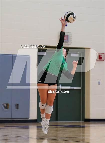 Thumbnail 1 in Penn vs Yorktown (Brownsburg Invite) photogallery.