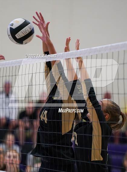 Thumbnail 3 in Penn vs Yorktown (Brownsburg Invite) photogallery.