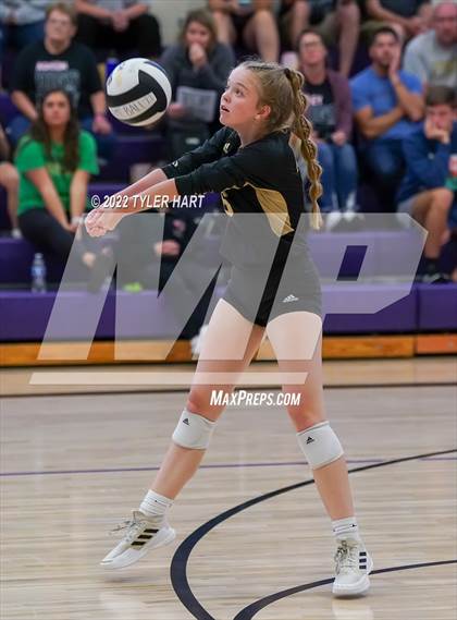 Thumbnail 3 in Penn vs Yorktown (Brownsburg Invite) photogallery.