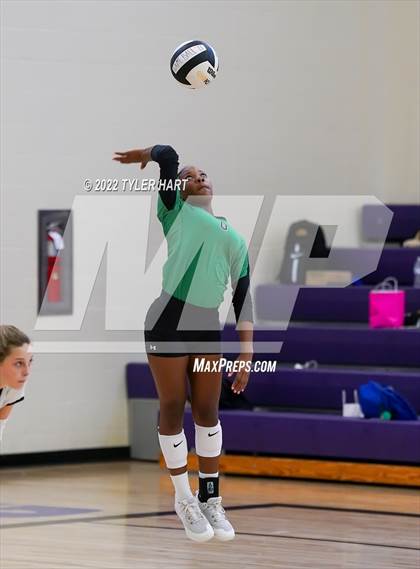 Thumbnail 2 in Penn vs Yorktown (Brownsburg Invite) photogallery.