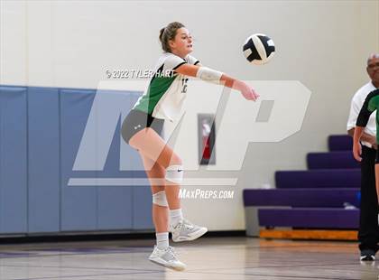 Thumbnail 2 in Penn vs Yorktown (Brownsburg Invite) photogallery.