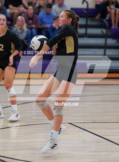 Thumbnail 1 in Penn vs Yorktown (Brownsburg Invite) photogallery.