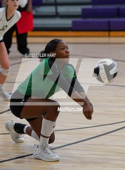 Thumbnail 3 in Penn vs Yorktown (Brownsburg Invite) photogallery.